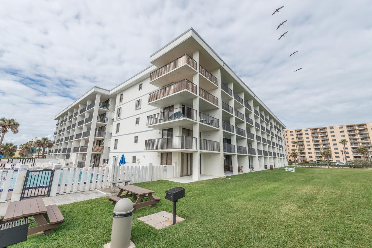 Cape Winds Hotel Cape Canaveral Exterior photo